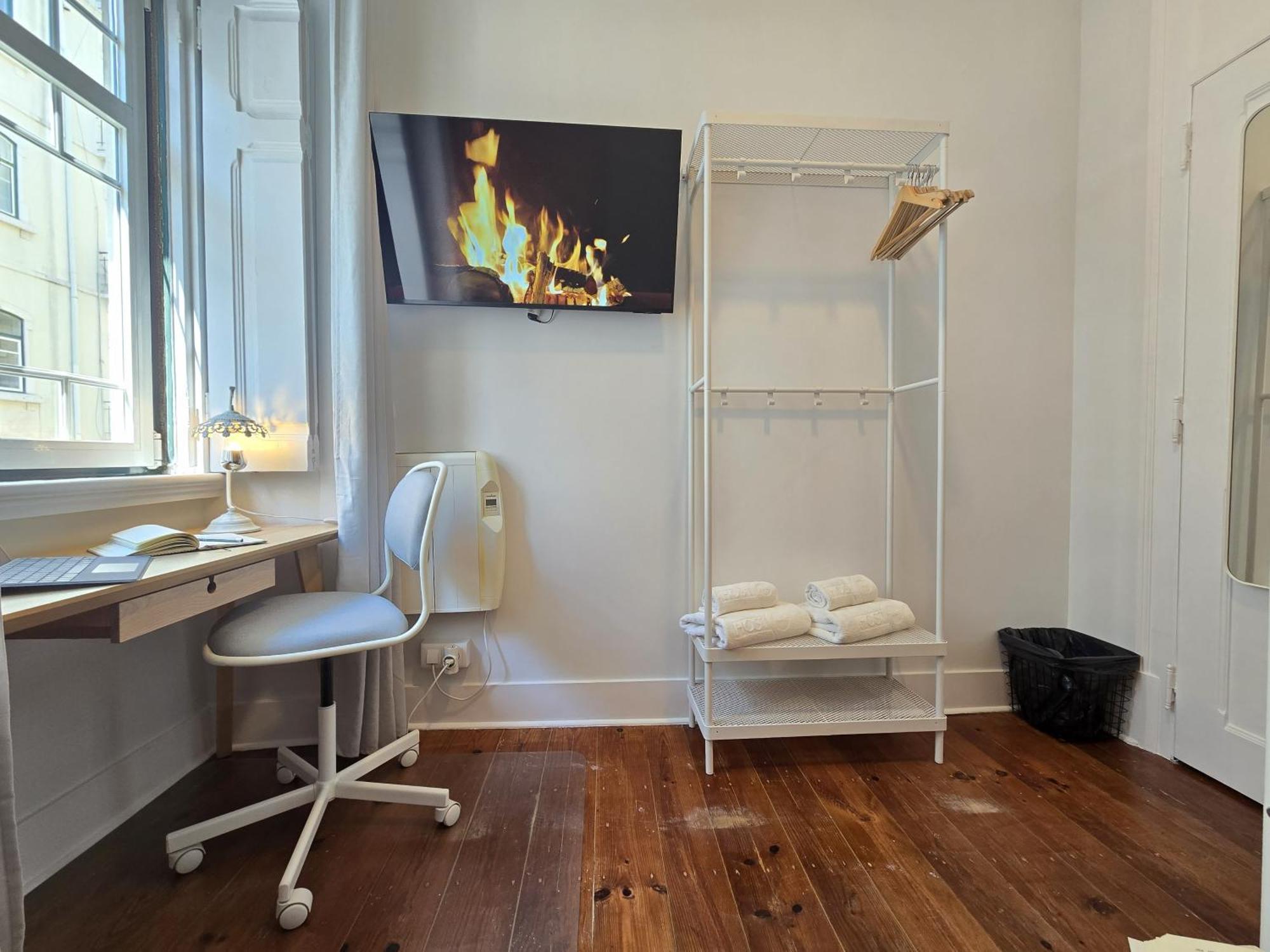 Estrela Charming Rooms By Host-Point — Photos 2